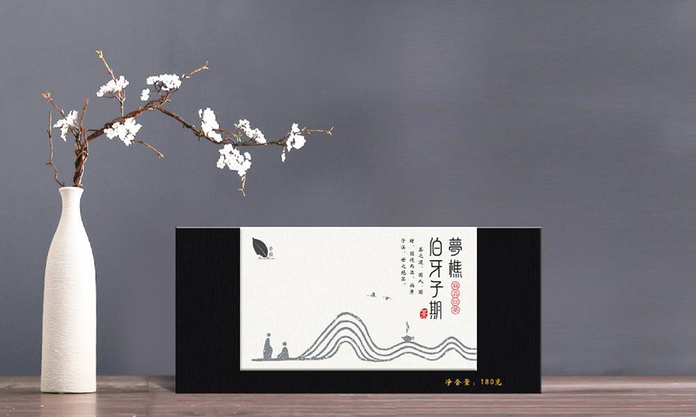 丘北县国潮包装设计的创新路径——传统文化与年轻潮流的破圈融合